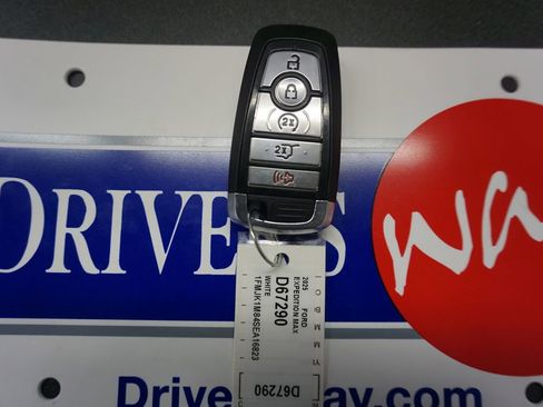 Used 2025 Ford Expedition Max Platinum AWD/4WD image 19