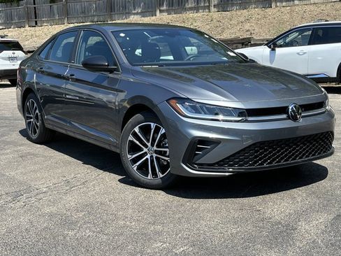 New 2026 Volkswagen Jetta Sport FWD image 4