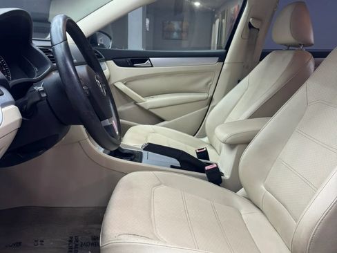 Used 2012 Volkswagen Passat 2.5 SE FWD image 11