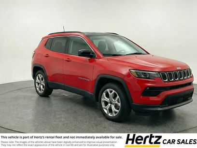 Used 2025 Jeep Compass Latitude