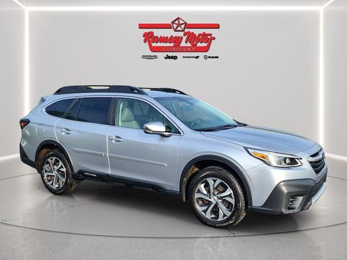 Used 2021 Subaru Outback Limited XT AWD/4WD image 7