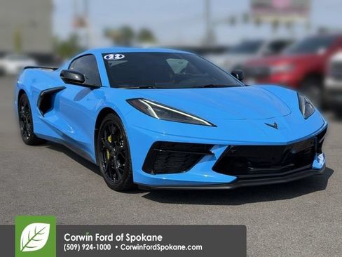 Used 2022 Chevrolet Corvette Stingray Premium Cpe w/ Z51 Performance Package RWD image 1