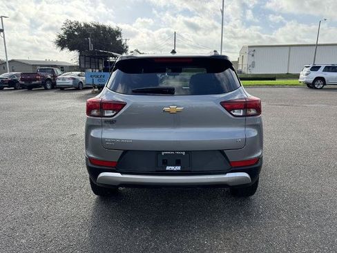 Used 2025 Chevrolet TrailBlazer LT AWD/4WD image 4
