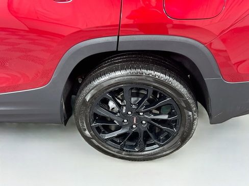 Used 2024 GMC Terrain SLE w/ Driver Convenience Package image 27