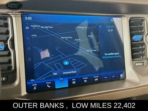 Used 2023 Ford Bronco Outer Banks image 13