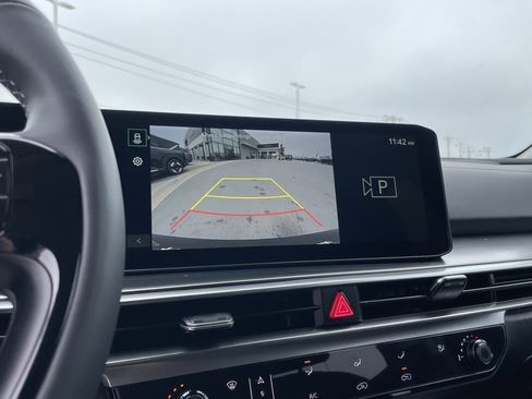 New 2026 Kia Sorento LX image 14