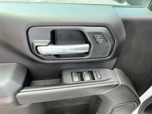 Used 2025 GMC Sierra 2500 Pro AWD/4WD image 24