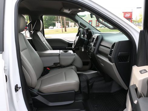 Used 2021 Ford F350 XL w/ Power Equipment Group AWD/4WD image 30