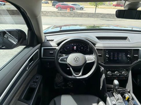 Certified 2023 Volkswagen Atlas SEL R-Line image 16