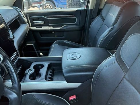 Used 2020 RAM 3500 Laramie image 12