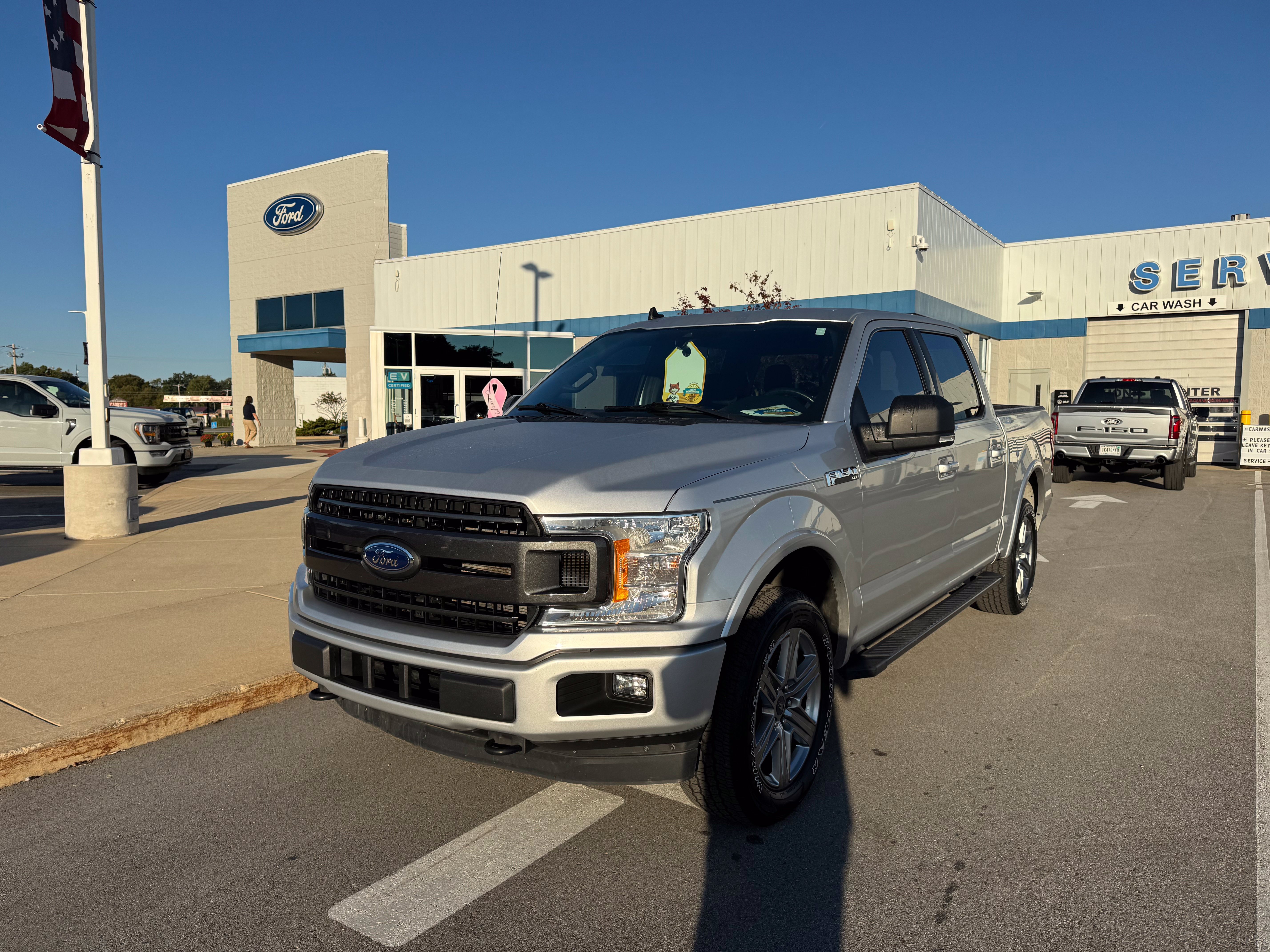 Used 2019 Ford F150 XLT w/ Equipment Group 302A Luxury AWD/4WD image 3