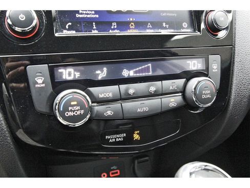 Certified 2022 Nissan Rogue Sport SL image 22