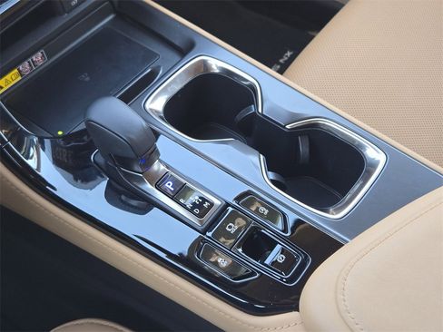 Used 2025 Lexus NX 250 FWD w/ Accessory Package (Z1) image 20