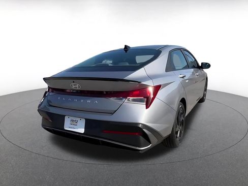 Used 2026 Hyundai Elantra Sport FWD image 14