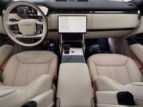 New 2026 Land Rover Range Rover SE AWD/4WD image 17