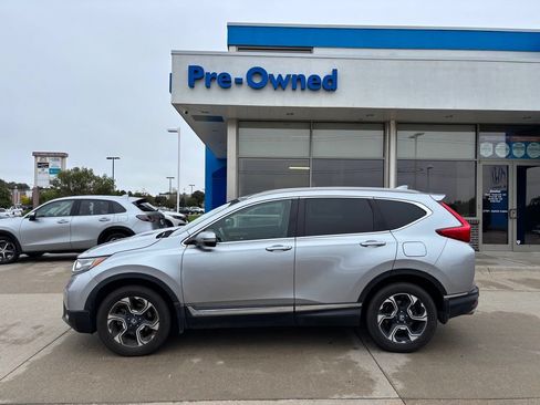 Used 2017 Honda CR-V Touring image 8