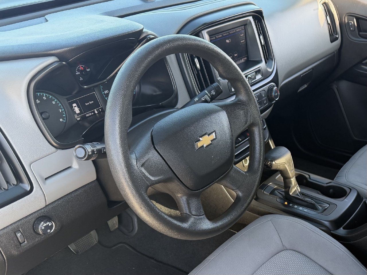 Used 2021 Chevrolet Colorado W/T w/ Custom Special Edition RWD image 10