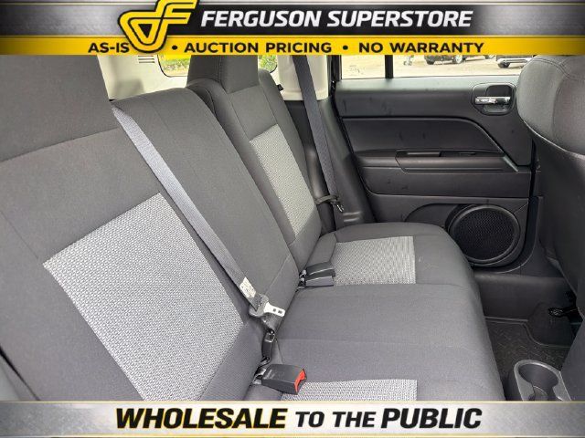 Used 2009 Jeep Patriot Sport AWD/4WD image 28