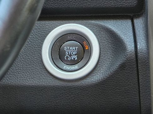 Used 2016 RAM 1500 Laramie w/ Convenience Group AWD/4WD image 20