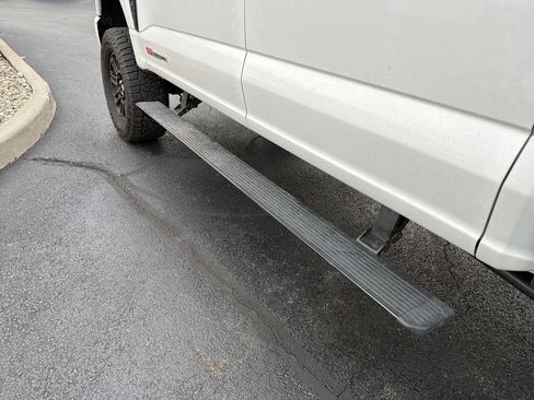 Used 2024 Ford F350 Limited w/ FX4 Off-Road Package image 31