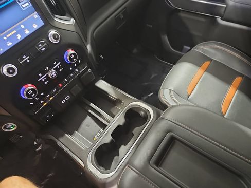 Certified 2022 GMC Sierra 1500 AT4 w/ AT4 Premium Package AWD/4WD image 26