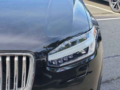 Certified 2024 Volvo XC90 B6 Ultimate w/ Protection Package Premier AWD/4WD image 9