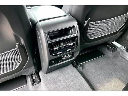 Certified 2023 Jeep Grand Cherokee Altitude AWD/4WD image 13
