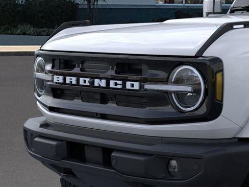 New 2026 Ford Bronco Outer Banks AWD/4WD image 19