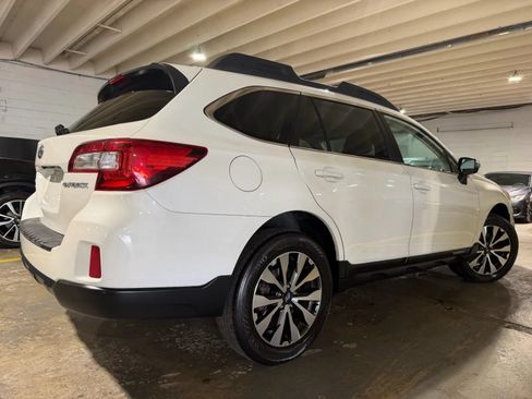 Used 2015 Subaru Outback 2.5i Limited AWD/4WD image 4