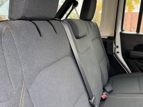 Used 2024 Jeep Wrangler Sport S image 25