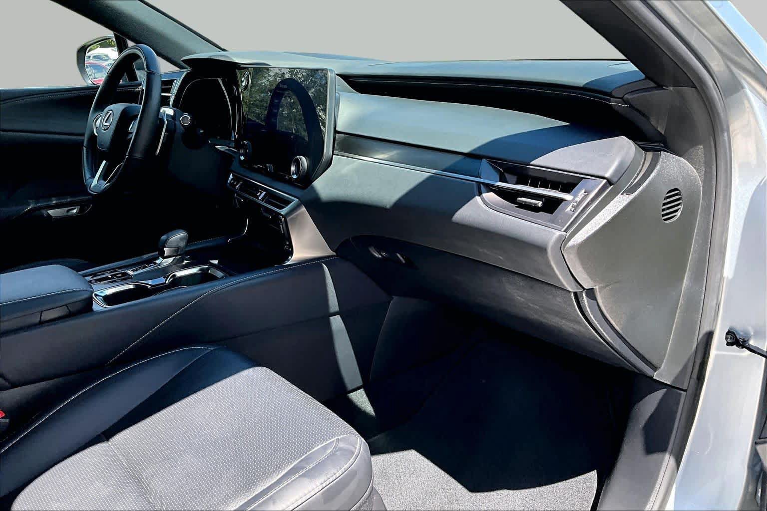 Used 2024 Lexus RX 350 Premium Plus w/ Convenience Package FWD image 19