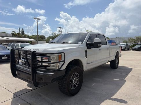 Used 2017 Ford F250 Lariat w/ Lariat Ultimate Package AWD/4WD image 7