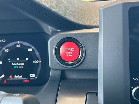 New 2025 Toyota Tacoma TRD Off-Road image 19