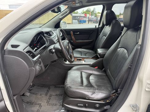 Used 2014 Chevrolet Traverse LTZ AWD/4WD image 13