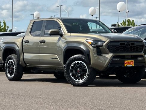 Used 2026 Toyota Tacoma TRD Off-Road w/ TRD Off Road Premium Package AWD/4WD image 2