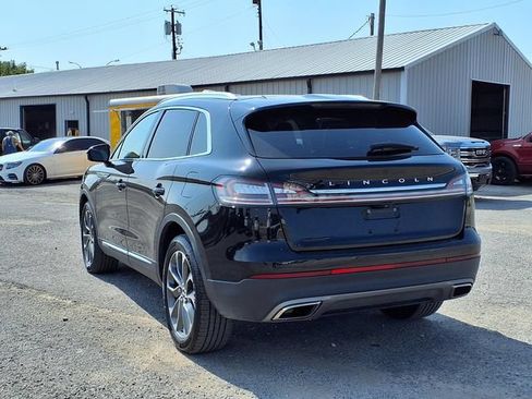 Used 2021 Lincoln Nautilus Reserve AWD/4WD image 3