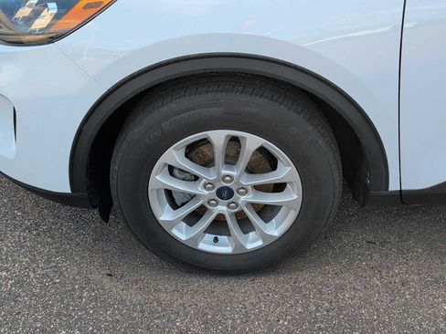 Used 2021 Ford Escape SE FWD image 5