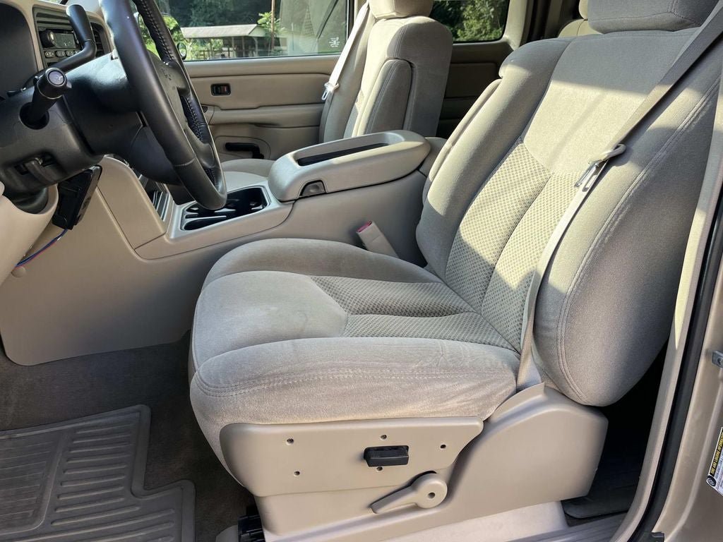 Used 2004 Chevrolet Silverado 2500 LS w/ Heavy-Duty Power Package RWD image 27