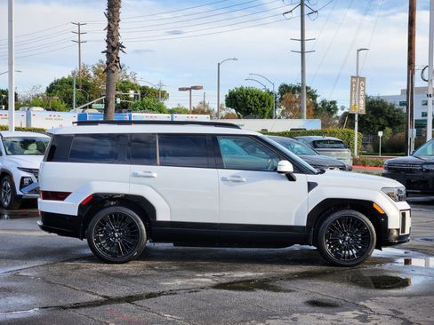 Used 2025 Hyundai Santa Fe Calligraphy image 19