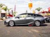 Certified 2017 Toyota Prius Two image 4