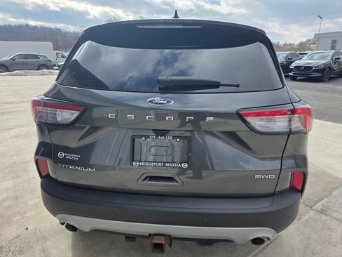 Used 2020 Ford Escape Titanium image 6