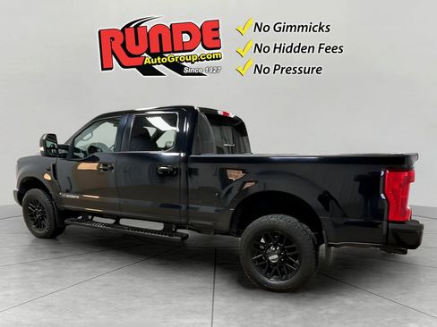 Used 2019 Ford F250 Lariat image 3