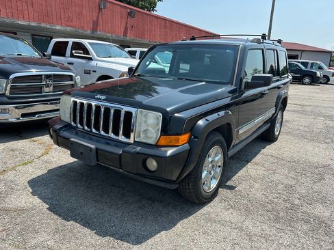 Used 2006 Jeep Commander Limited image 3