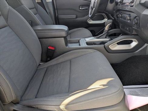 Used 2023 Nissan Frontier SV image 19