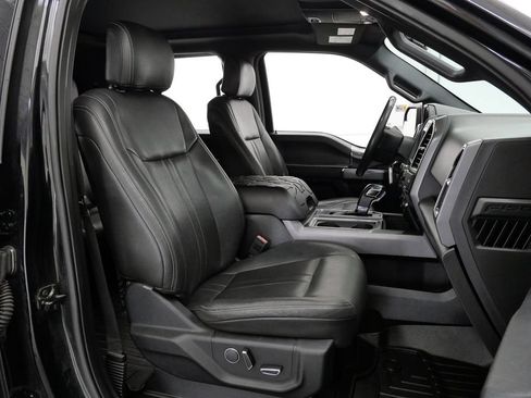 Used 2018 Ford F150 XLT w/ Equipment Group 302A Luxury AWD/4WD image 15