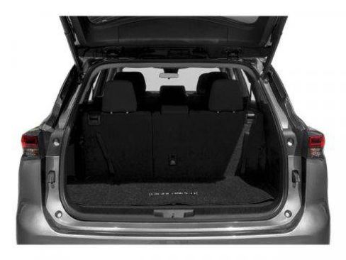 Certified 2021 Toyota Highlander LE image 11