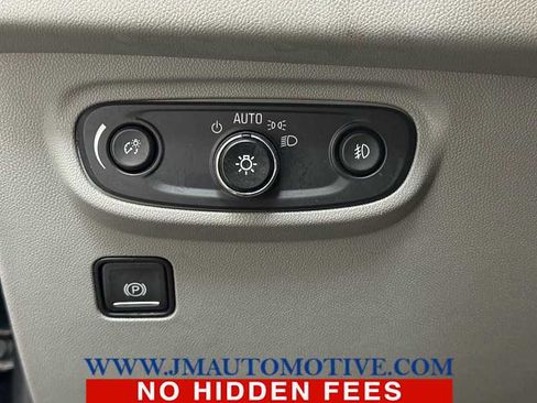 Used 2022 GMC Terrain SLT image 39