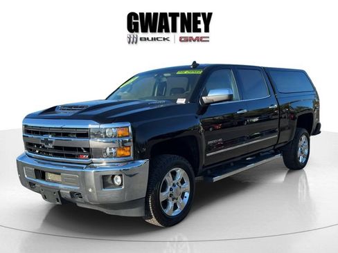 Used 2019 Chevrolet Silverado 2500 LTZ w/ Duramax Plus Package image 3