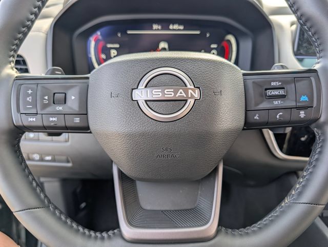 Used 2025 Nissan Rogue SL AWD/4WD image 21