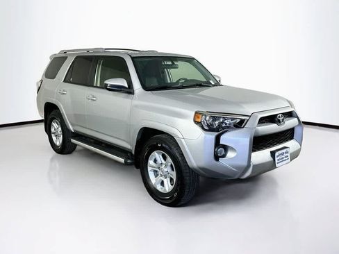 Used 2018 Toyota 4Runner SR5 RWD image 24